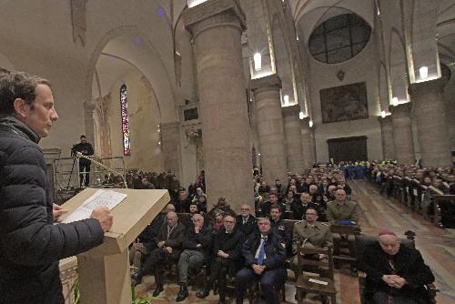 Il govermatore del Friuli Venezia Giulia Massimiliano Fedriga interviene al trigesimo in onore dell'on. Giuseppe Zamberletti nel duomo di Gemona